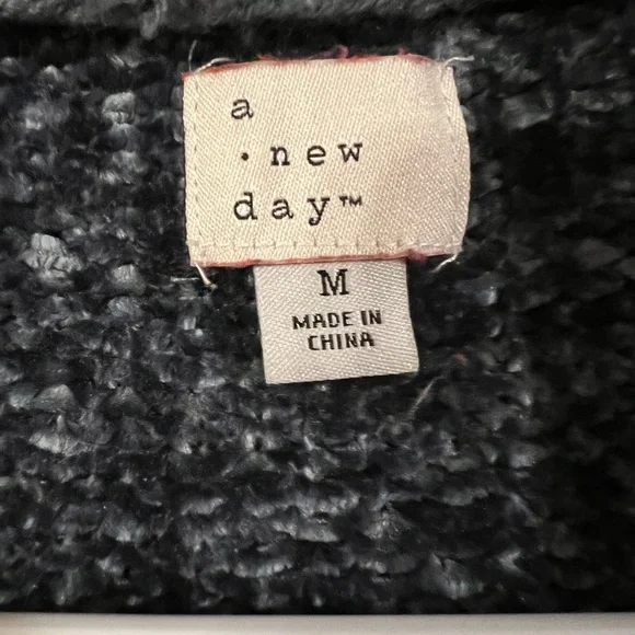 Women’s Chenille Blue Cardigan - Picture 3 of 3